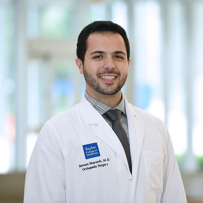 Dr. Behnam Sharareh, MD - Camarillo, CA - Orthopedic Surgery
