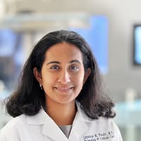 Dr. Lavannya Mundayat Pandit, MD - Houston, TX - Critical Care Medicine, Internal Medicine, Pulmonology