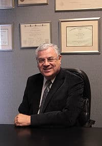 Dr. Stuart Bruce Cherney, MD - Commack, NY - Sports Medicine, Orthopedic Surgery