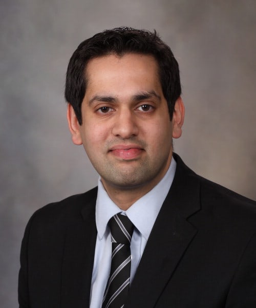 Dr. Hemang Yadav, MD - Rochester, MN - Critical Care Medicine, Internal Medicine, Pulmonology