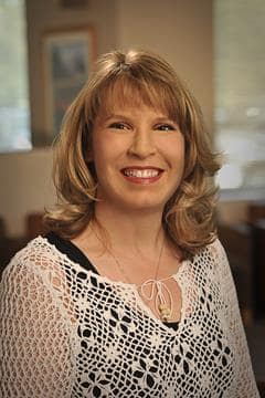 Dr. Gina B Lesnik, DO - Geneva, IL - Family Medicine