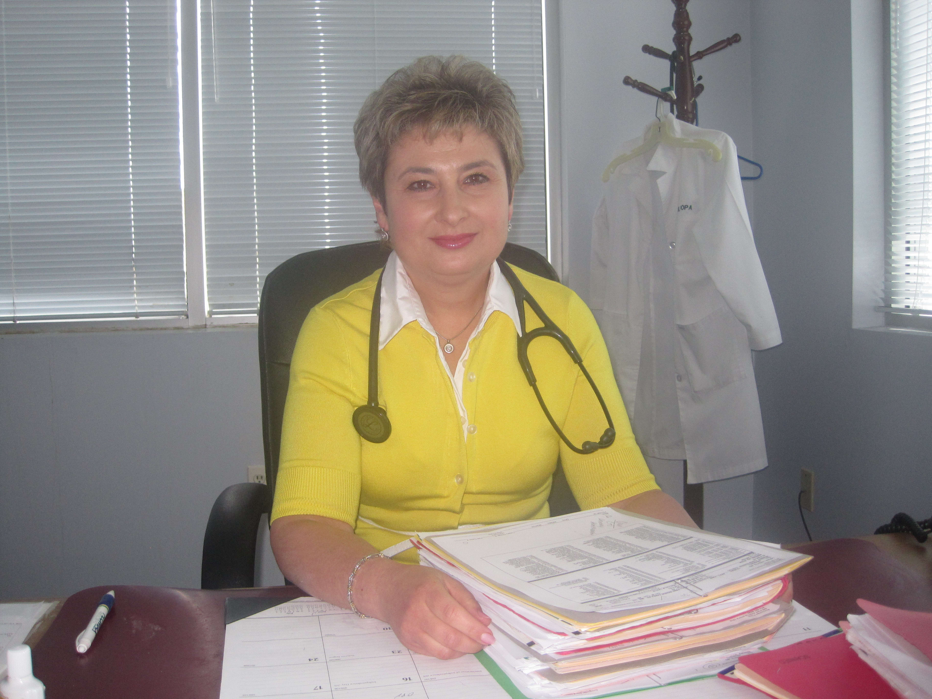 Dr. Larisa L Livshitz, MD - East Rutherford, NJ - Internal Medicine, Emergency Medicine