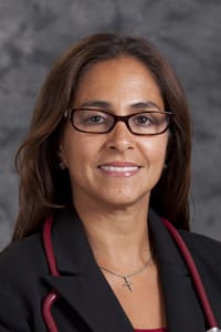 Dr. Yadyra Rivera, MD - Teaneck, NJ - Oncology, Internal Medicine